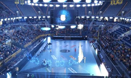 Aufheizstimmung im Handballstadion